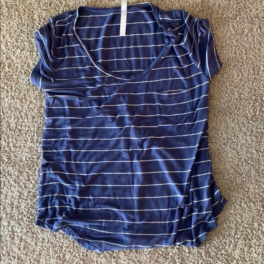 Blue stripped t shirt